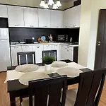 Perfect Sea And Pool View Long Appartement Shkorpilovtsi