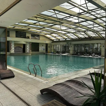 Perfect Sea And Pool View Long