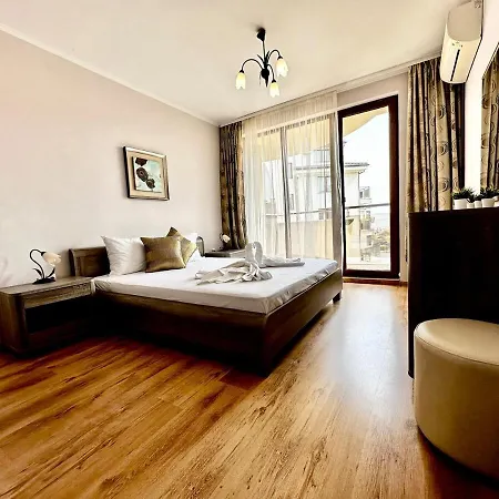 Апартамент Perfect Sea And Pool View Long Шкорпиловци